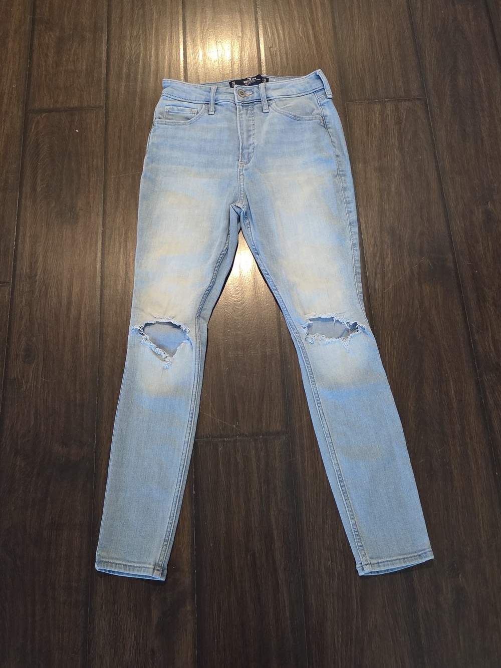Hollister Light Wash Ripped Skinny Jeans